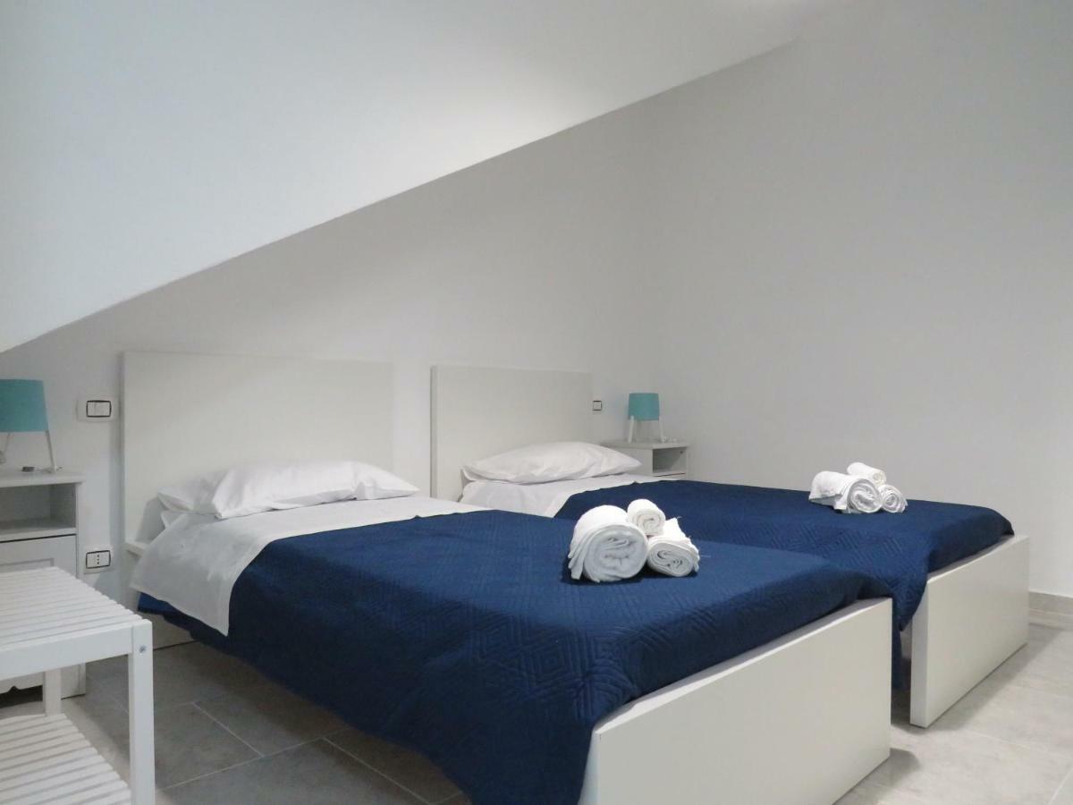 Casa Vacanza Afe A Pochi Passi Dal Mare Mattinata Exterior foto